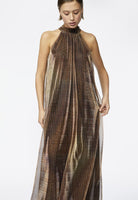 61123-01 - KOBANI losvallende metallic midi jurk
